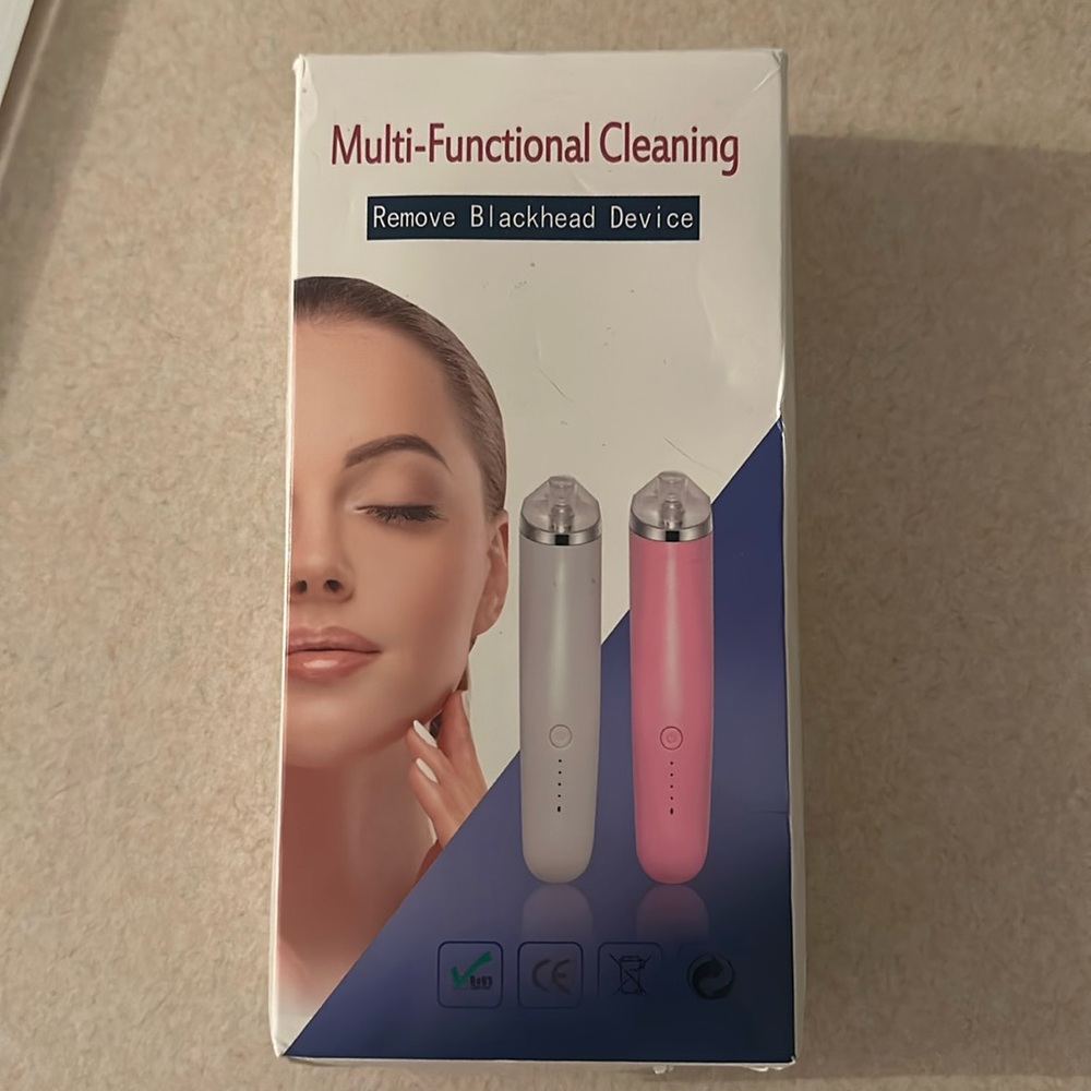 Blackhead Remover Pore Vacuum. New in box.